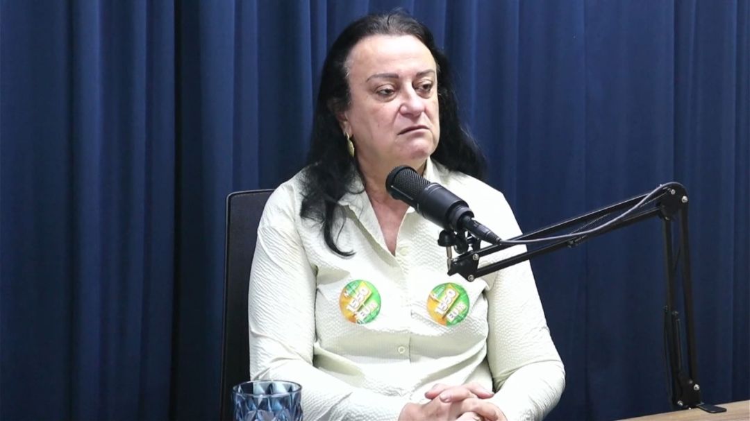 A vereadora e liderança política de Toledo, Marli Gonçalves Costa, durante entrevista sobre suas propostas para o cenário regional e federal